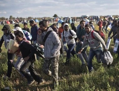 Απηυδισμένοι και οι Βέλγοι από τους παράνομους μετανάστες: Το 55% θεωρεί ευνοϊκή τη μεταχείρισή τους